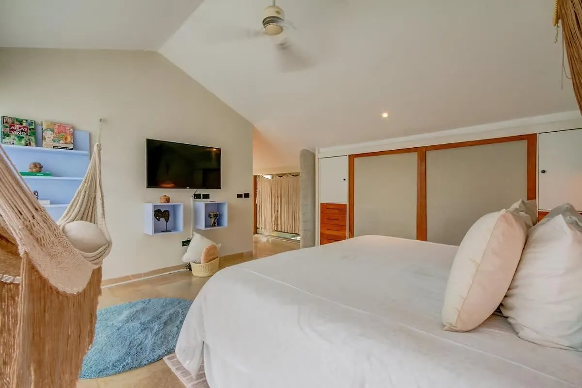 Stylish Luxe Penthouse - Exclusive Gated Community Villa Playa del Carmen Feriehus